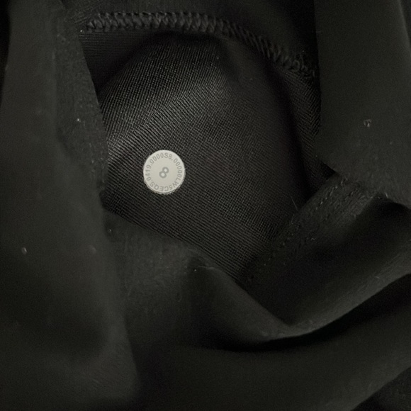 Lululemon Mapped Out High Rise Tight 28” Black Size 8 - Picture 5 of 9